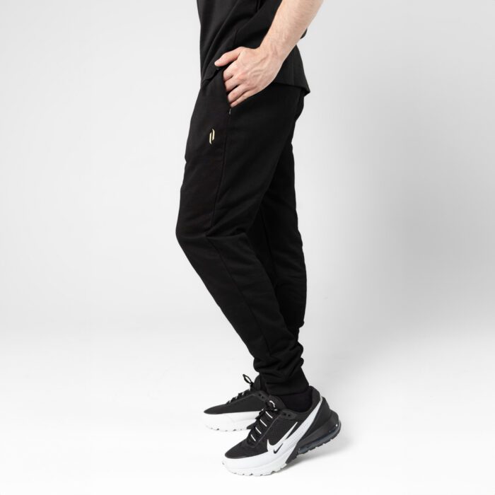 Брюки спортивные